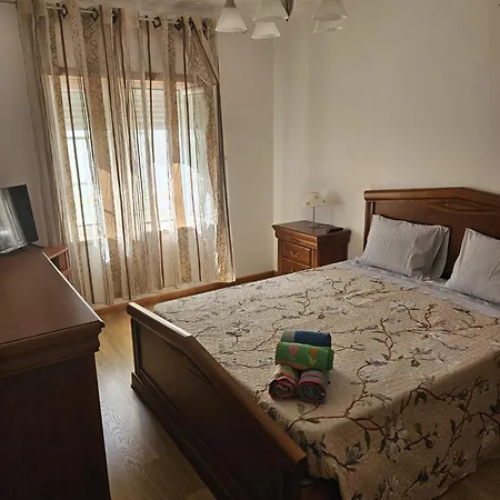 Bigwaves1 منزل للإقامة نازاريه